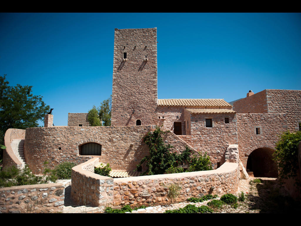 Aparthotel Arapakis Historic Castle Pírgos Dhiroú Exterior foto